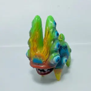CERRITO DELIRIUM Kustom Paint  Base amarillo - Sofubi By Cesar Zanardi