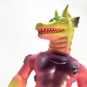 Masked Titano V Biohazard by Deuxfauves - Sofubi - Pintada por Serpico