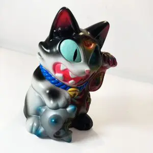 Maneki Wananeko one-off - Black Cow by Javier Jiménez