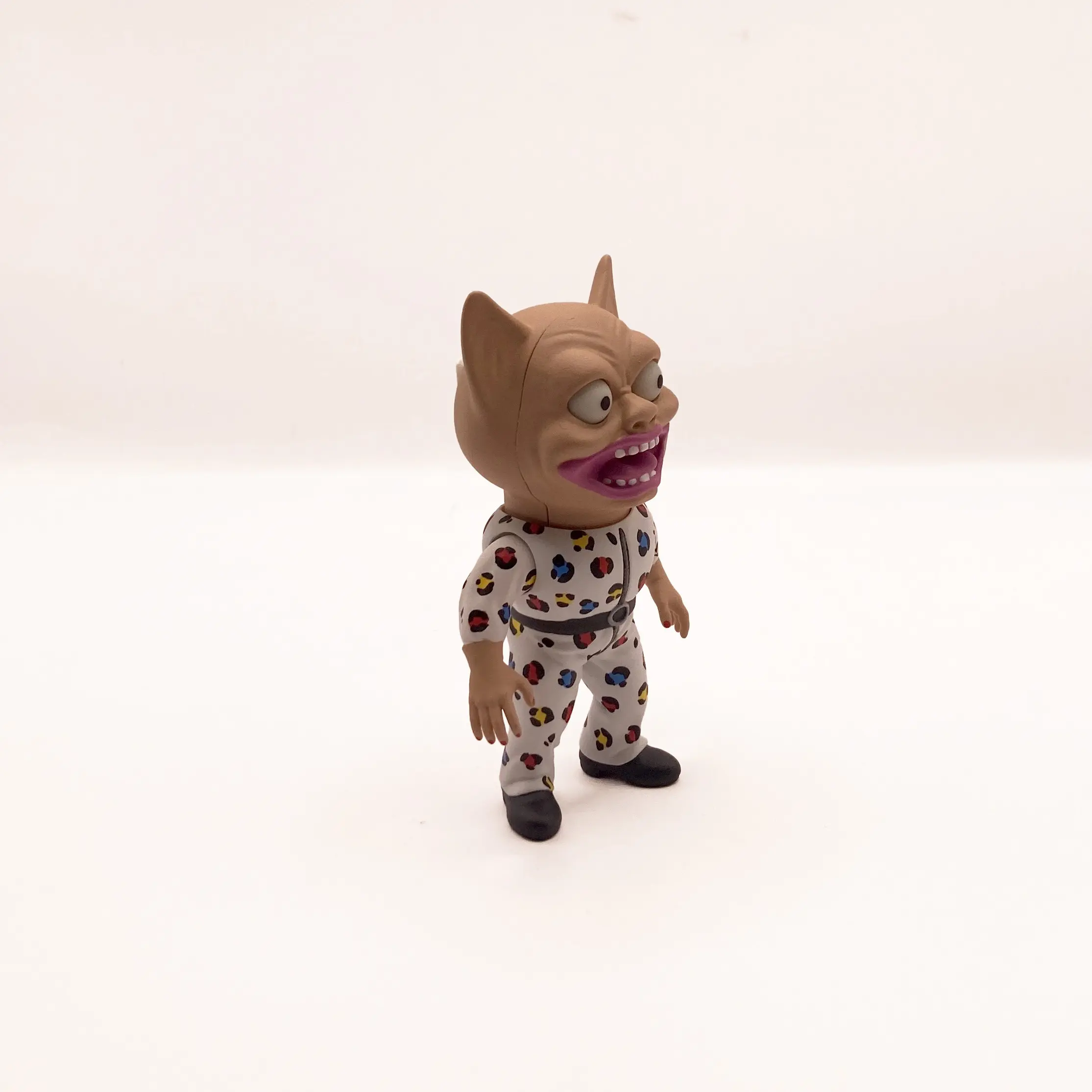 Big Eyes Louie pale skin by Betterdaystoys - Imagen 8