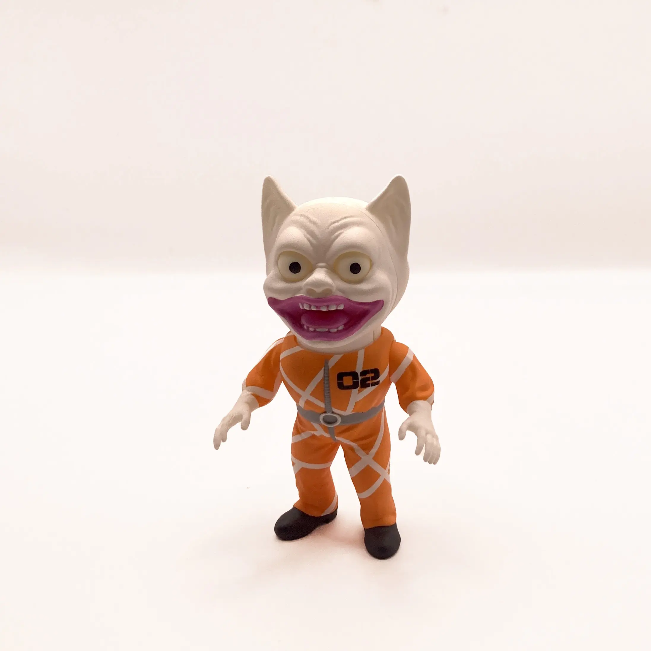 Big Eyes Louie white skin by Betterdaystoys