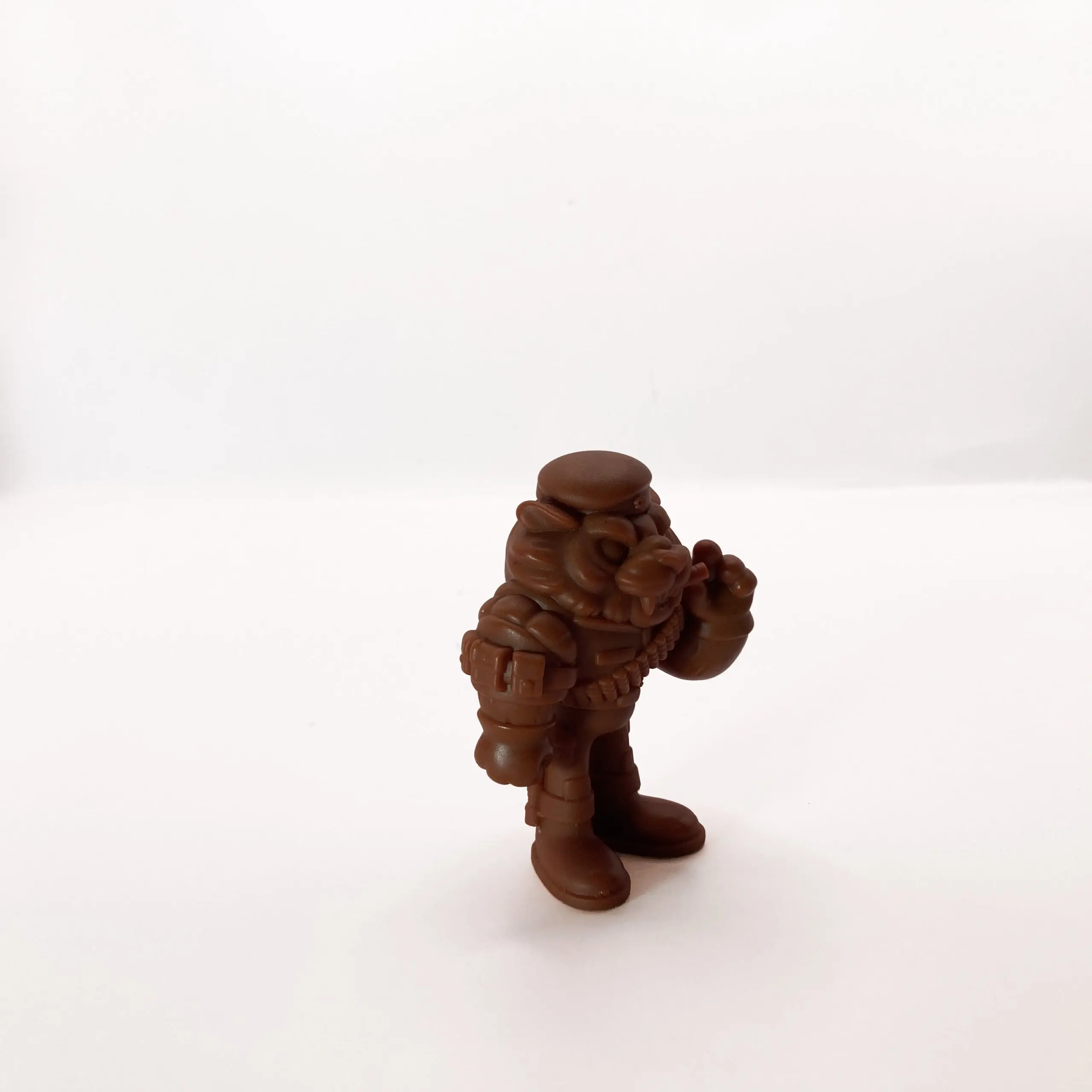 Striker by Niko Mowa Toys - Marrón claro - Imagen 7
