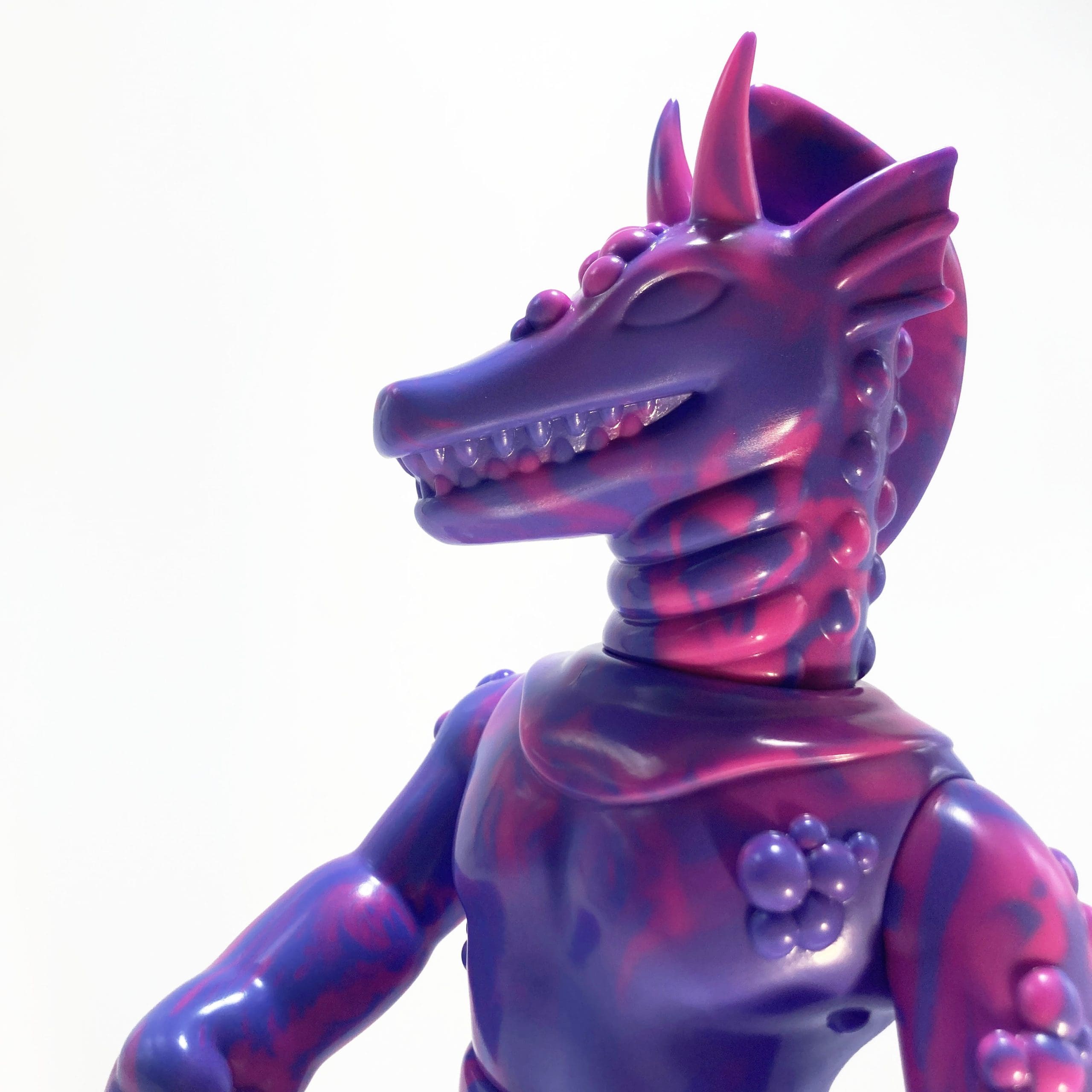 Masked Titano V Bubblegummy by Deuxfauves - Sofubi - Imagen 3
