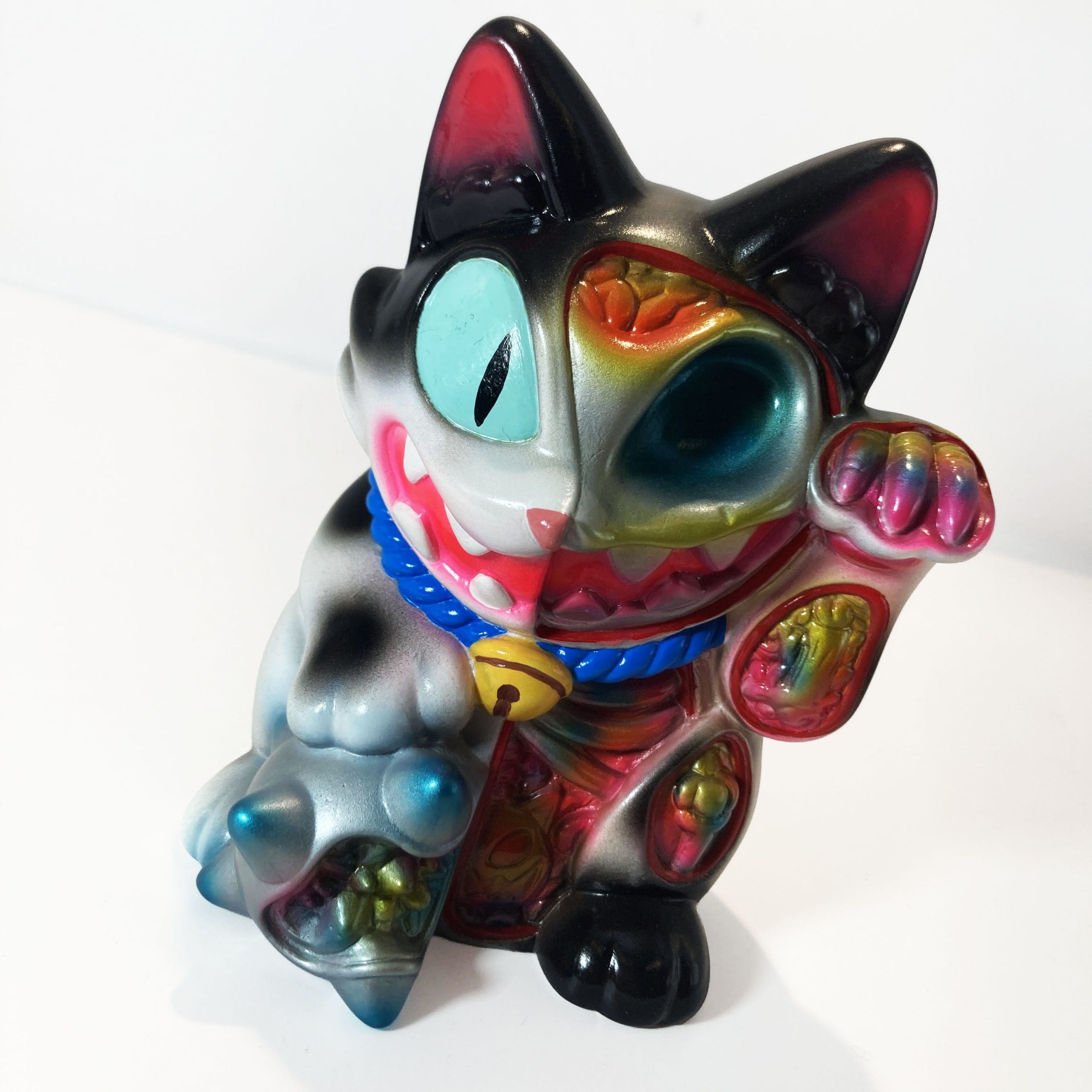 Maneki Wananeko one-off - Black Cow by Javier Jiménez - Imagen 5