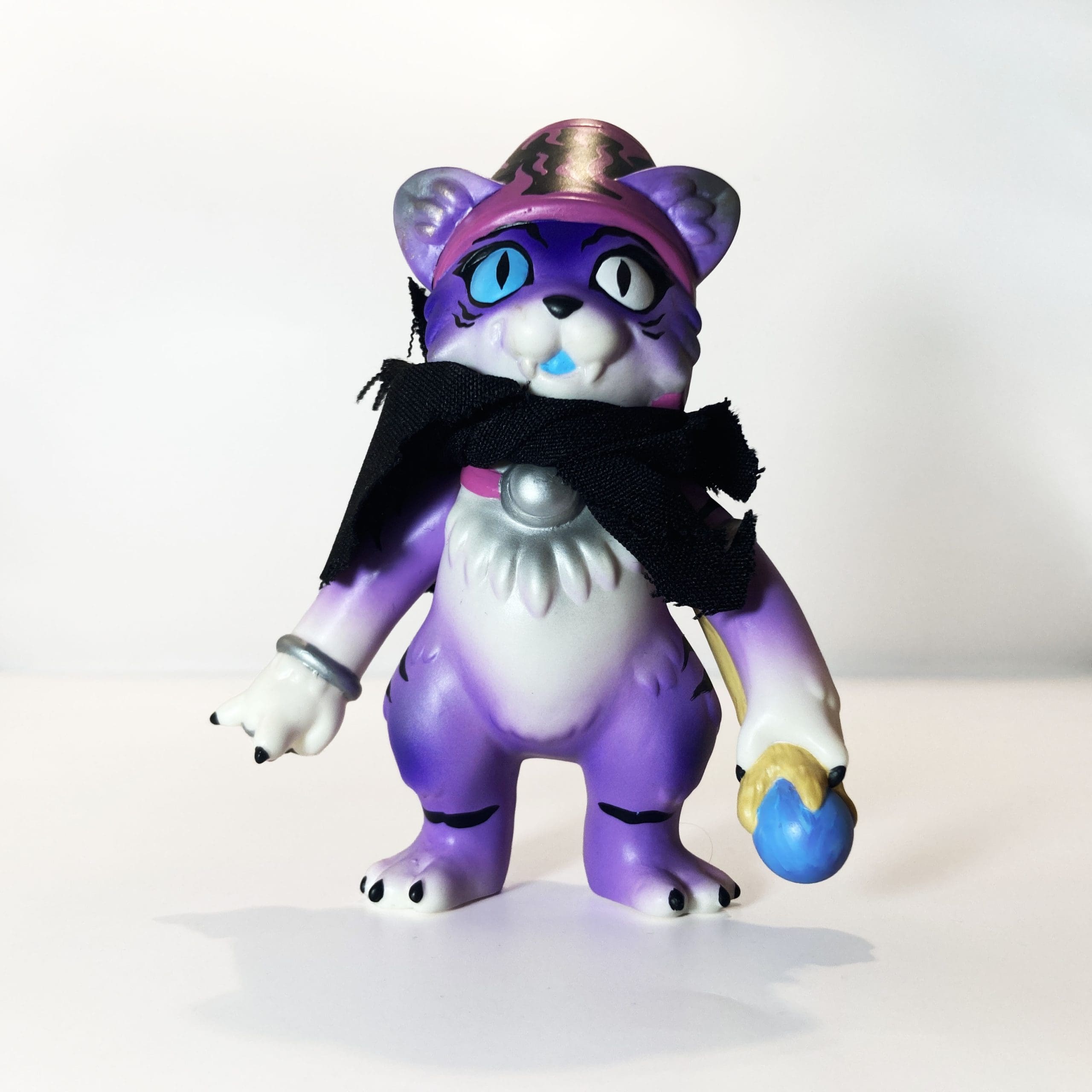 Dark Wizard Lulu - Sofubi de CatMagicToys by Javier Jiménez - Imagen 10