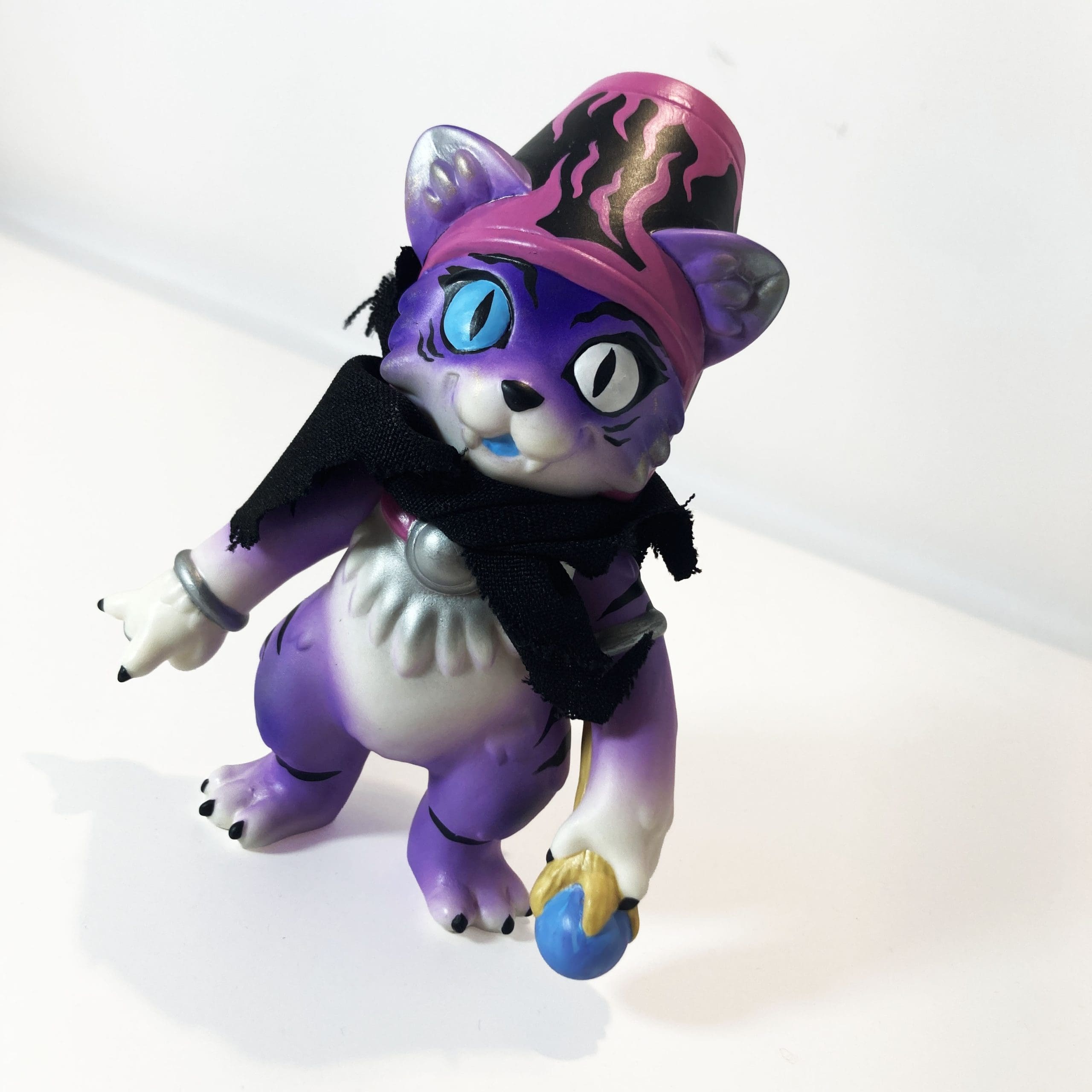 Dark Wizard Lulu - Sofubi de CatMagicToys by Javier Jiménez - Imagen 5