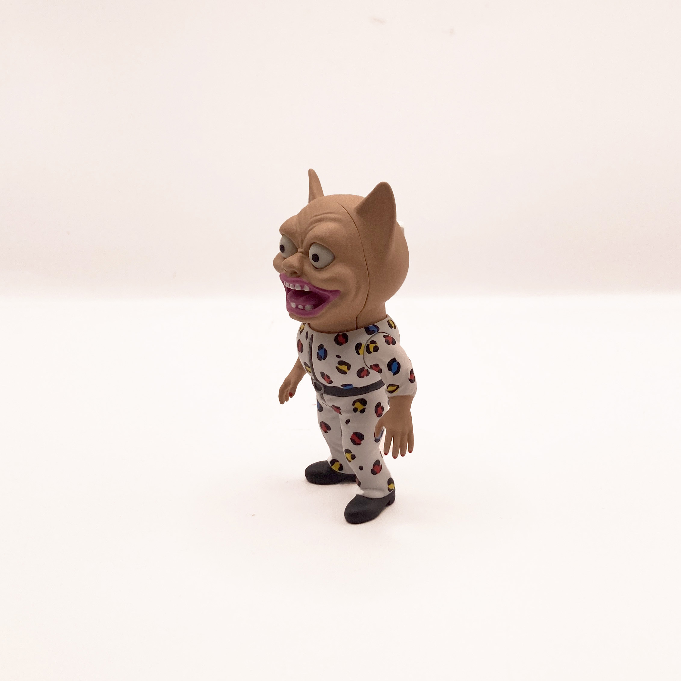Big Eyes Louie pale skin by Betterdaystoys - Imagen 7