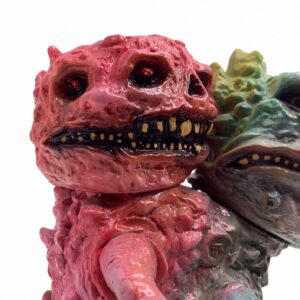 Primitivo 2 cabezas encadenado by Frank Mysterio - Sofubi