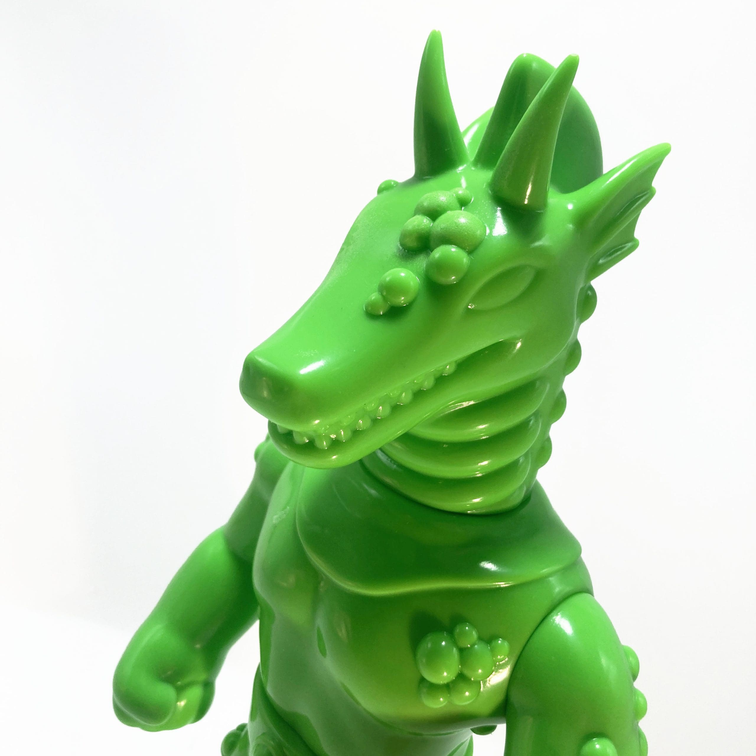 Masked Titano V Uranium Green by Deuxfauves - Sofubi - Imagen 3