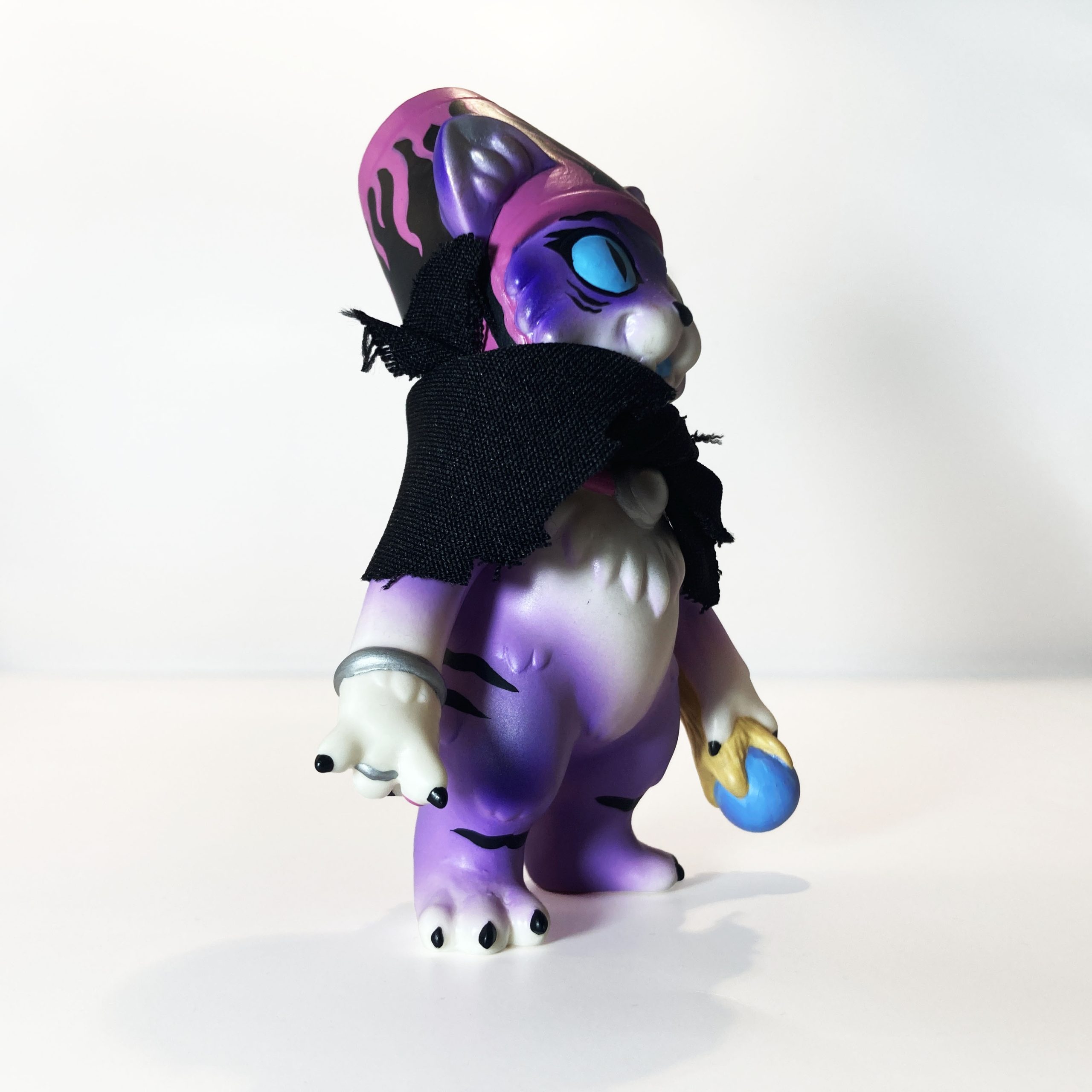 471_JavierJimenez_DarkWizardLulu_CatMagicToys_Sofubi_Arttoy_01