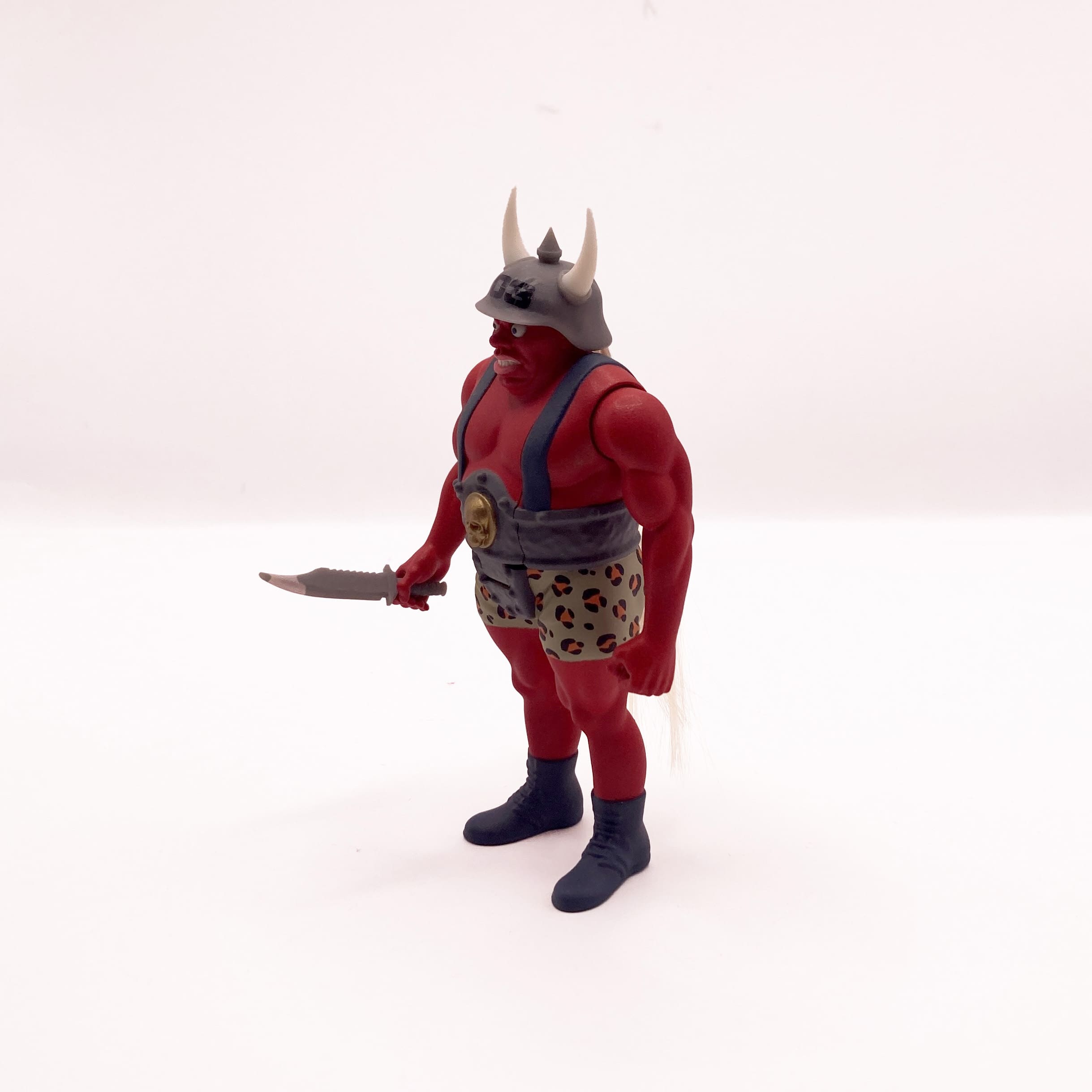 492_Betterdaystoys_OttoSparksBeigeSkull_ArtToy_06