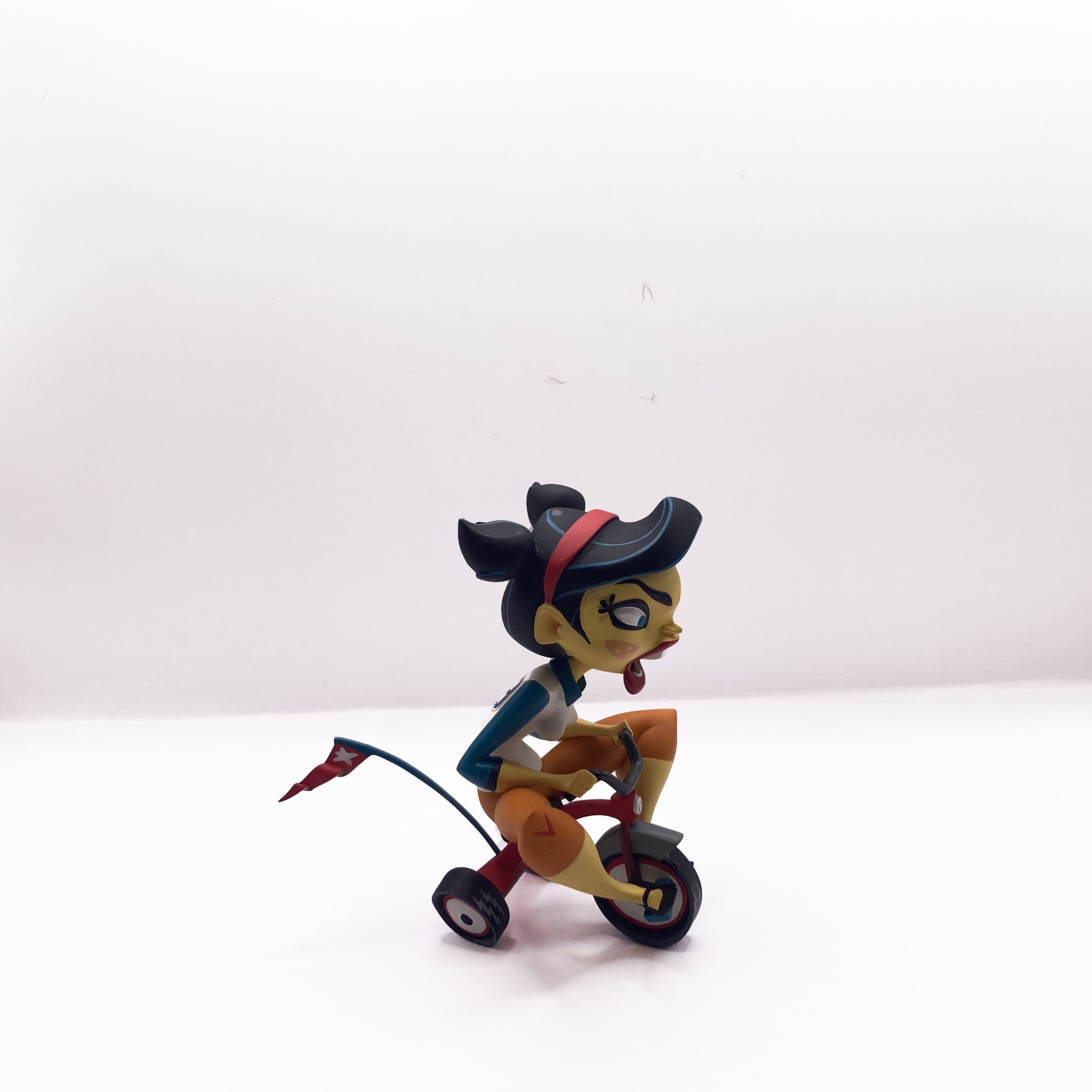 570_TricicleTerror_StolleArtStudio_Arttoy_07-scaled-1