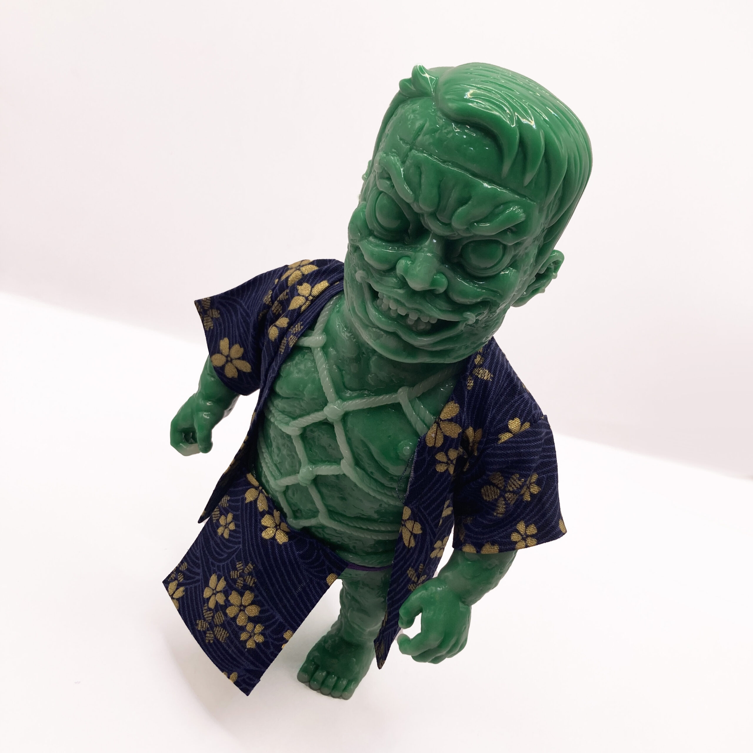 602_Kinbaku_SukiyakiToyco_Sofubi_14-scaled-1