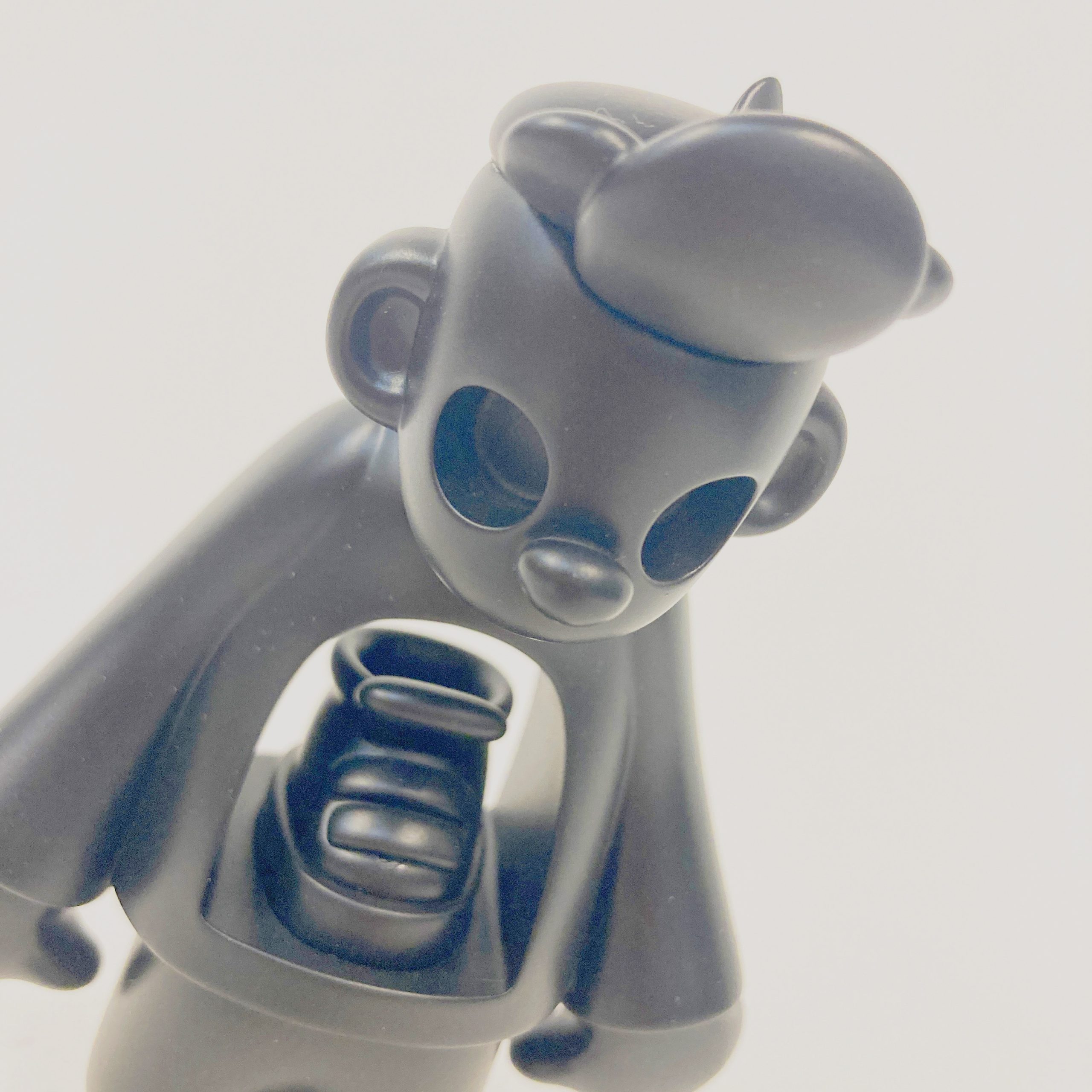 AtomToys_JonBoy_Phantom_Arttoy_226_A-scaled-1