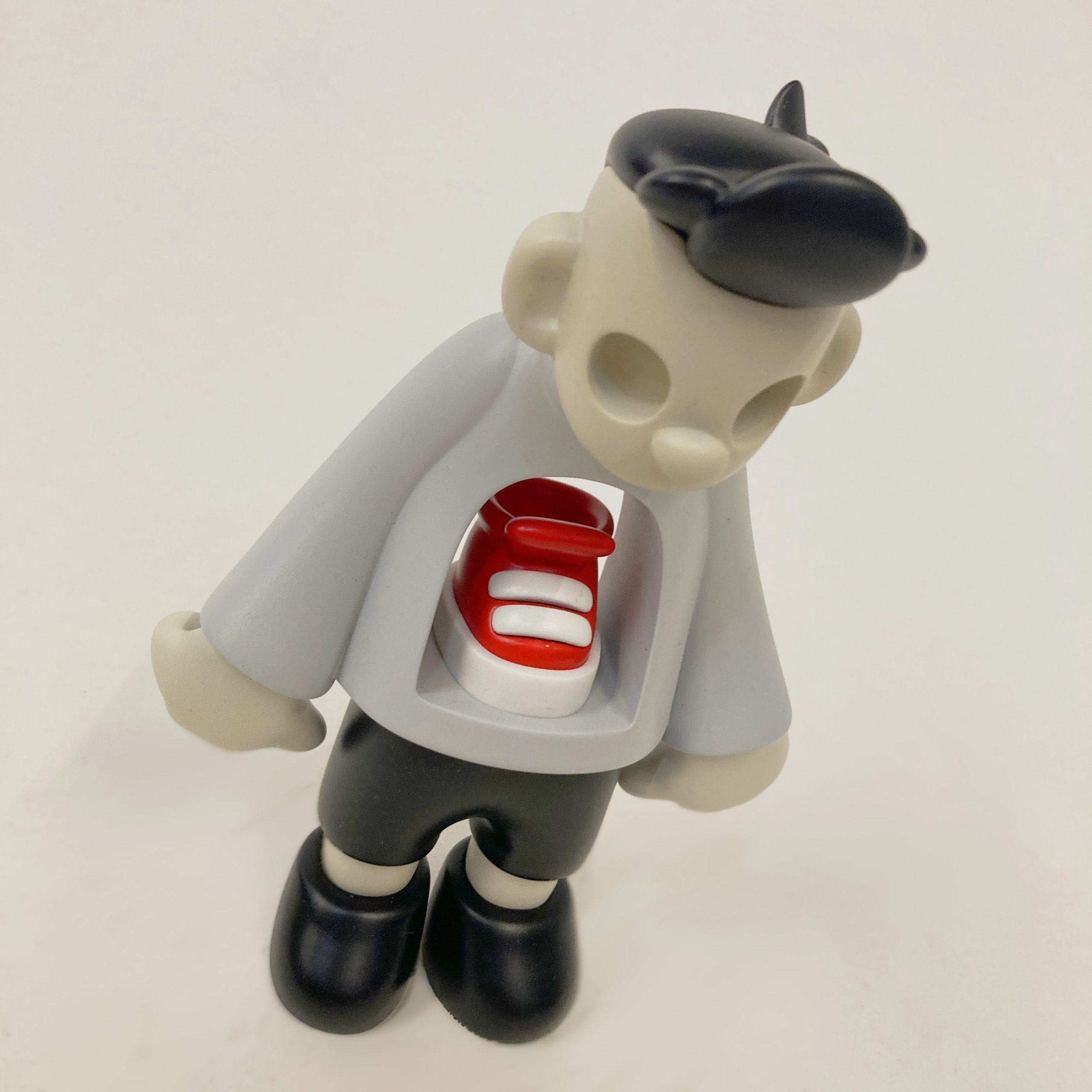 AtomToys_JonBoy_TheOG_Arttoy_227_B-scaled-1