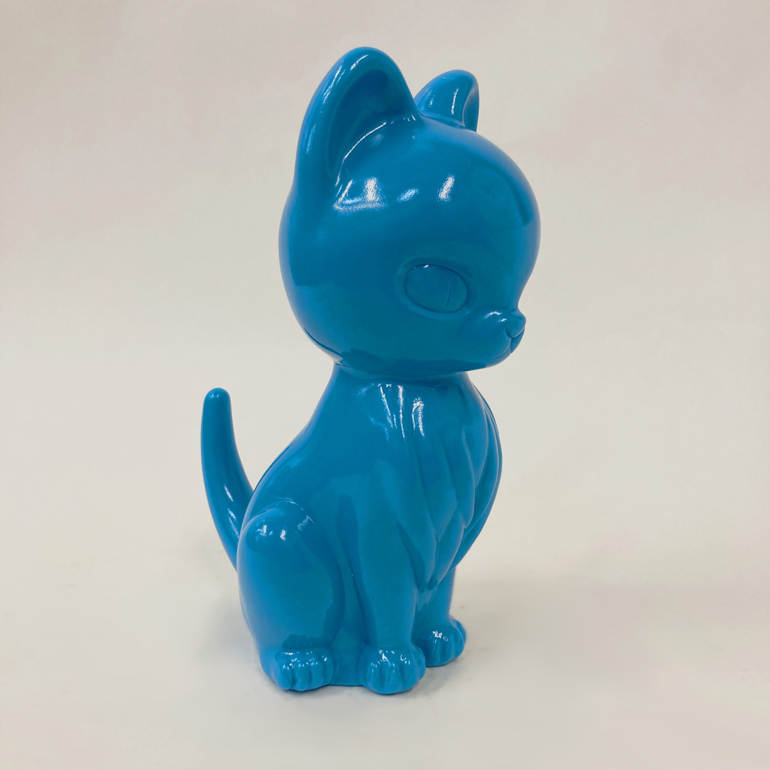 BlackDots_SofubiBlue-ArtToy-273-A-scaled-1