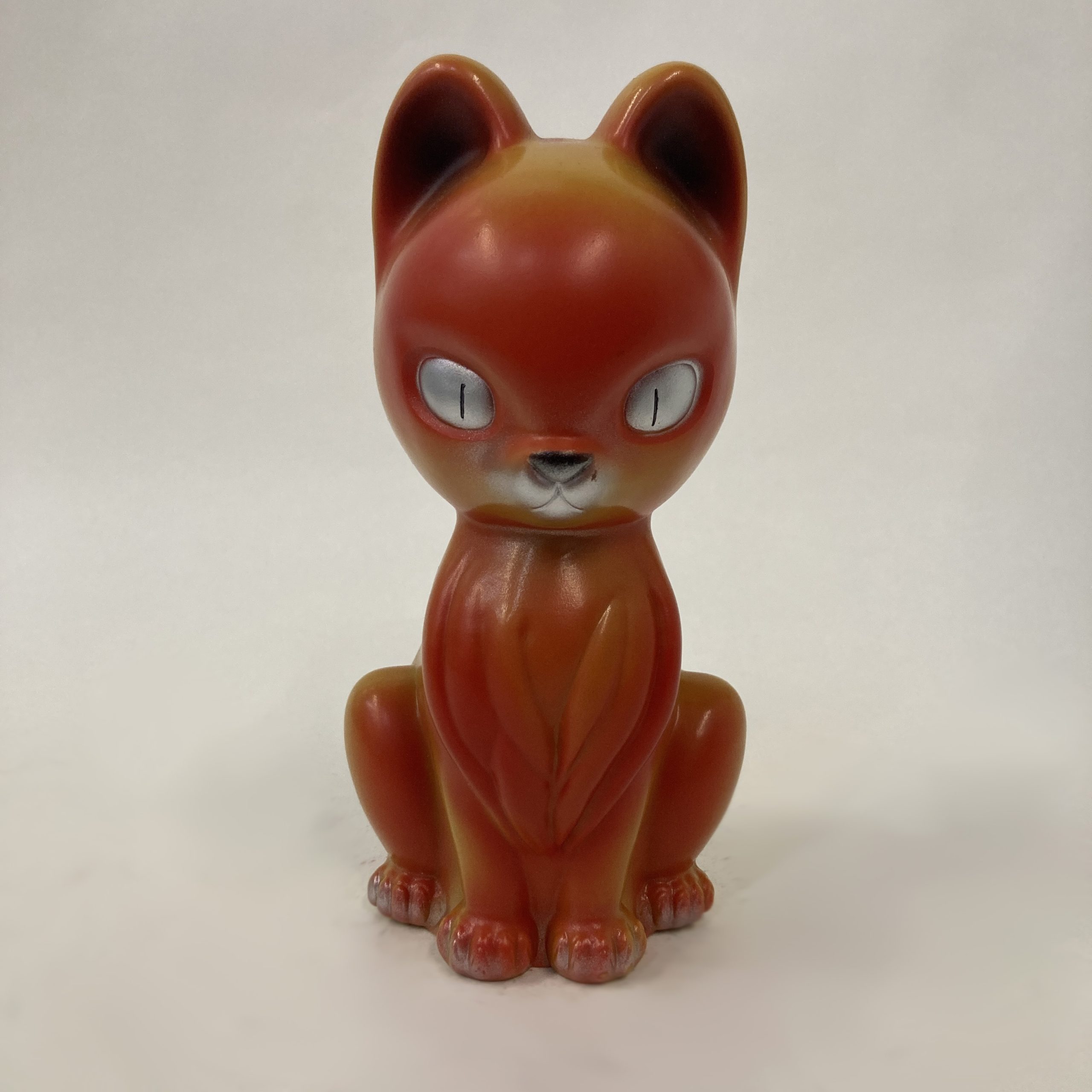 Tama Sofubi Red by Pendragon