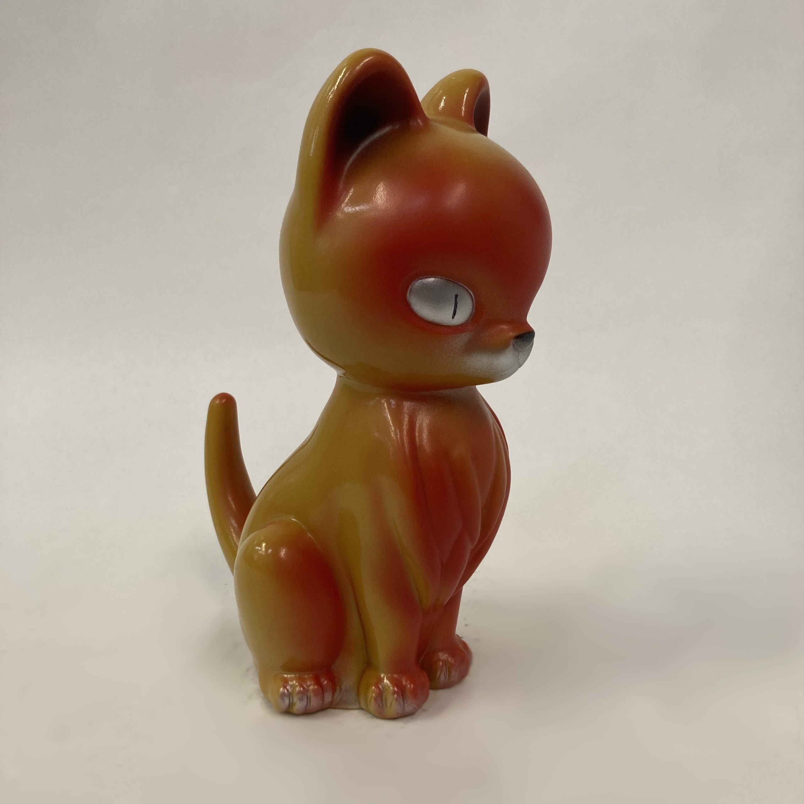 Tama Sofubi Red by Pendragon - Imagen 2