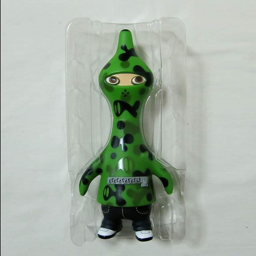 CamGuin-Green-PeteFowler-ArtToy-22-A