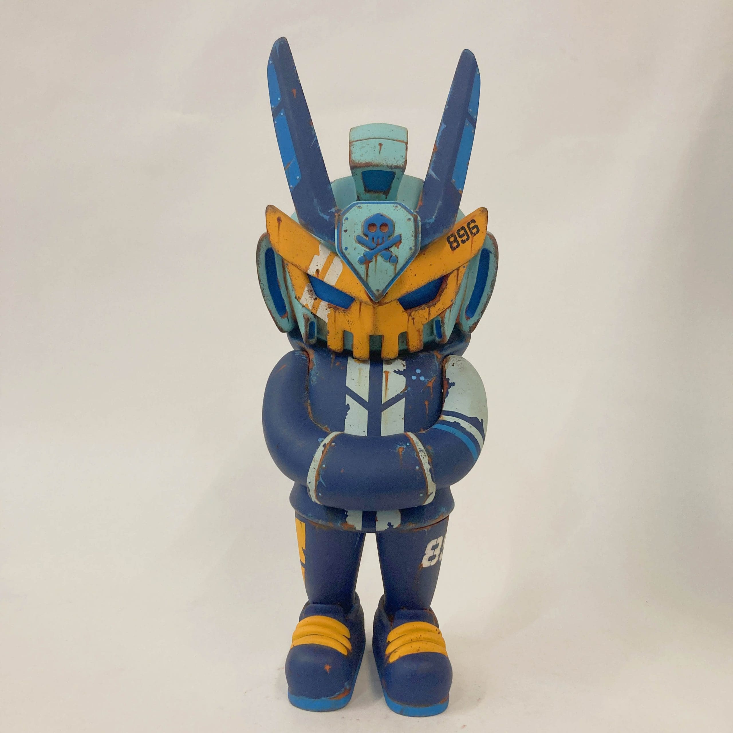 HX_MegaTeq_Quiccs_02_Arttoy_186_C-scaled-1