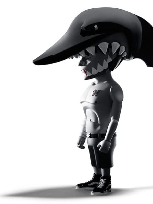 Coarse_Arttoy_Shark_Gallery_Sra_Blog_Foto06