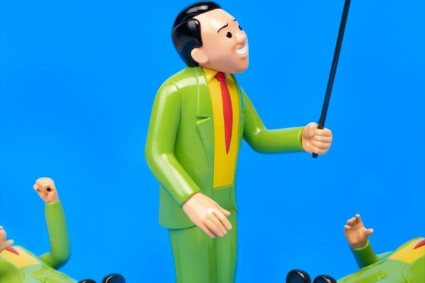Joan-Cornella-SelfieGun-Arttoy_Gallery_Sra_Blog_Foto03